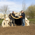Replica van een hut uit de steentijd